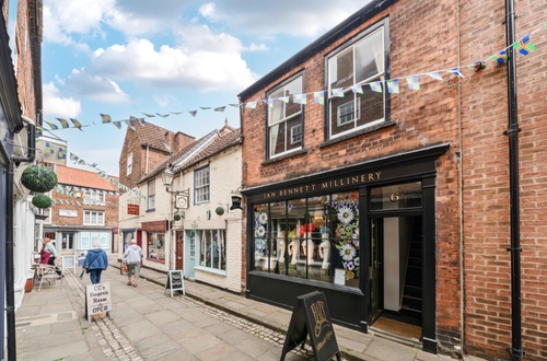 & 38 Eastgate, Louth